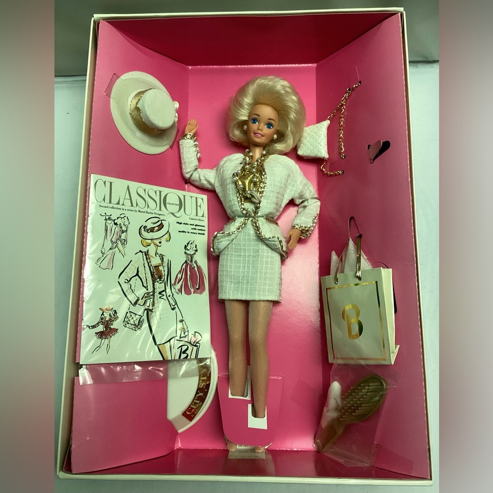 1993 Classique City Style Mattel Vintage Barbie Designer Doll Limited Edition